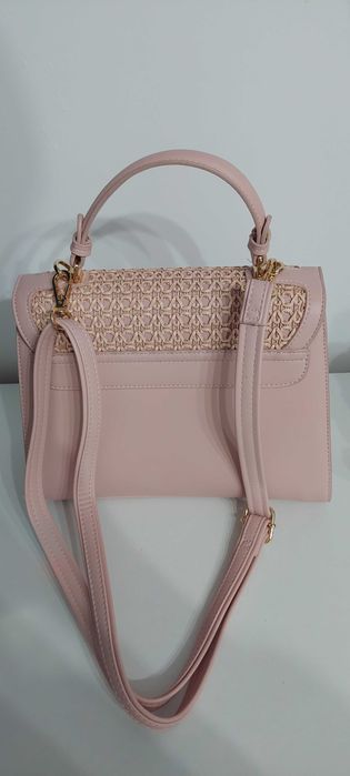 Дамска чанта в розово