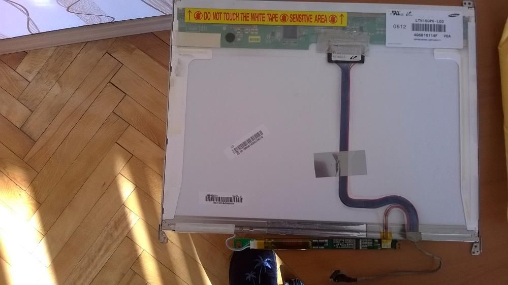 матрици с капаци за лаптоп