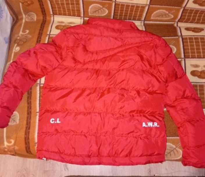 Vând Geacă Nike nocta