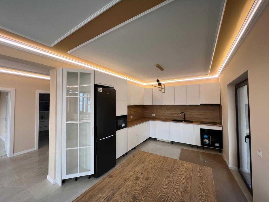 Duplex SUCEAVA (M. Dragomirna mutare imediat REDUCERE LA CASH=850e/mp)