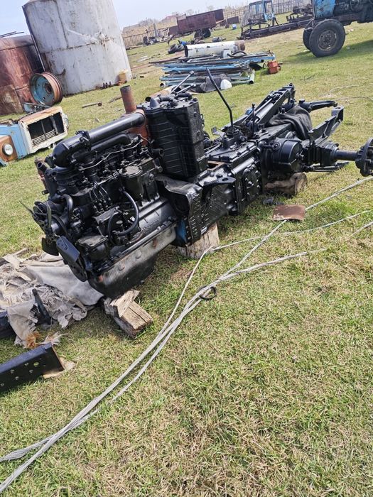 Продам трактор в разобранном виде