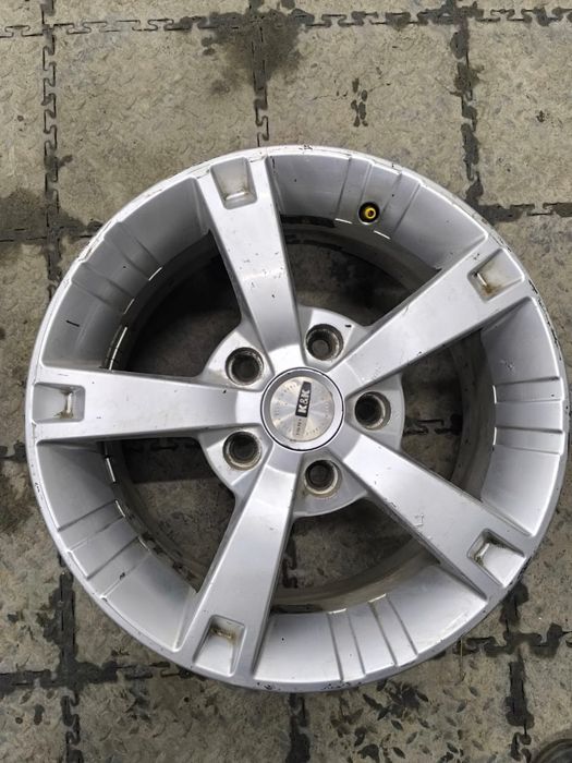 Продам комплект дисков R 15