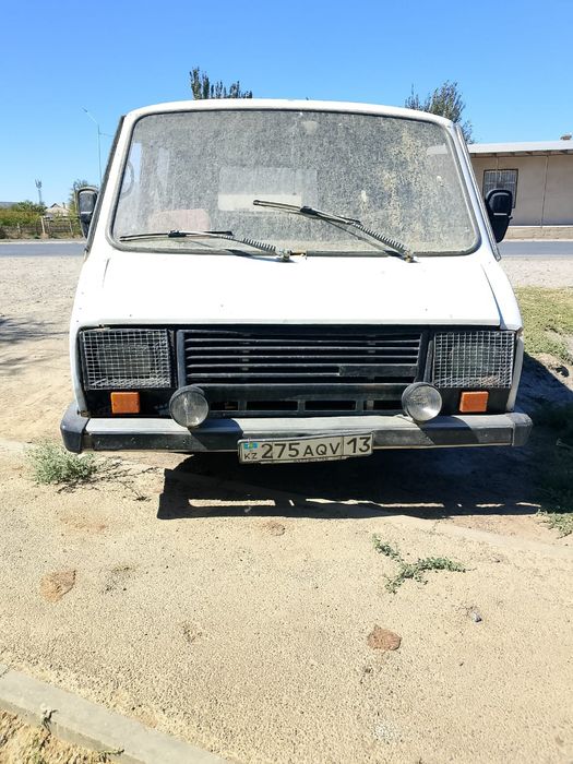 Раф 1993 мазда 1992