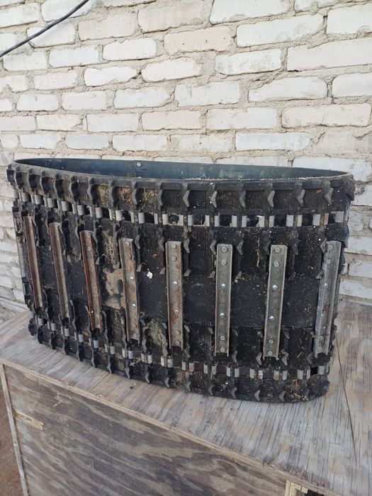 Продам гусеницу к снегоходу