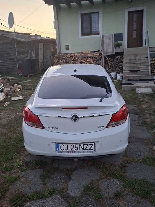 Vând Opel an din 2010