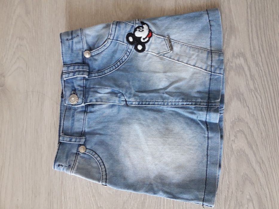 роклички и полички всичко по 3.лв за брои