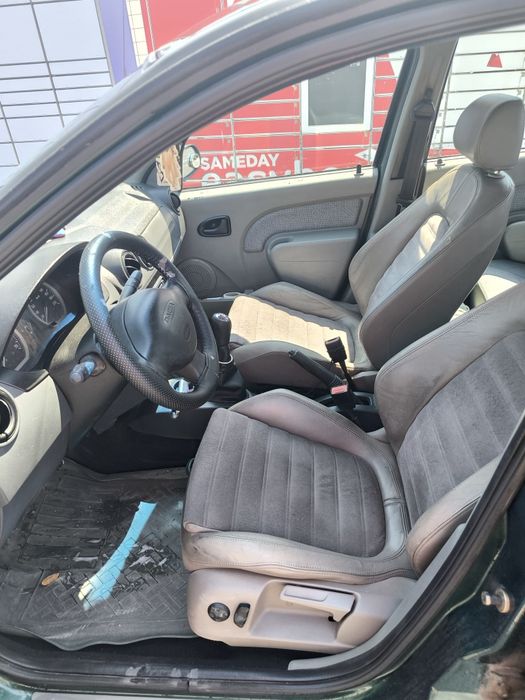 Vând/Schimb Dacia Logan PH1 2006