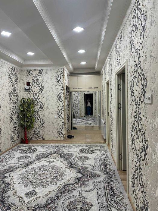 10-kvartal EVROLUX kvartira 1 xona 2ta qizga bezmakler Chilonzor metro