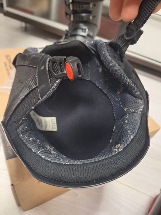 Ски обувки + сак + каска