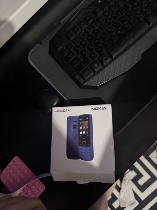 Кнопочный телефон нокия