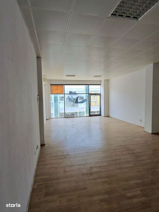 Spatiu Birouri si Depozitare Voluntari Centru Comercial - Centura -Hal
