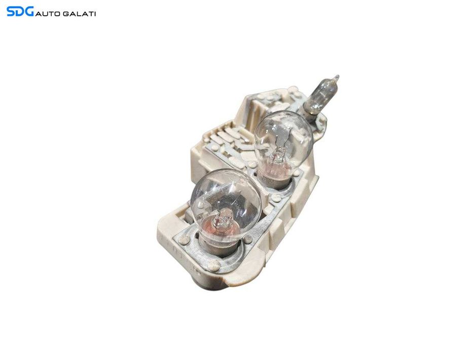 Soclu Suport Bec Becuri de la Stop Lampa Tripla Stanga de pe Haion BMW Seria 3 E90 2004 - 2011 Cod 7183841 [N2699]