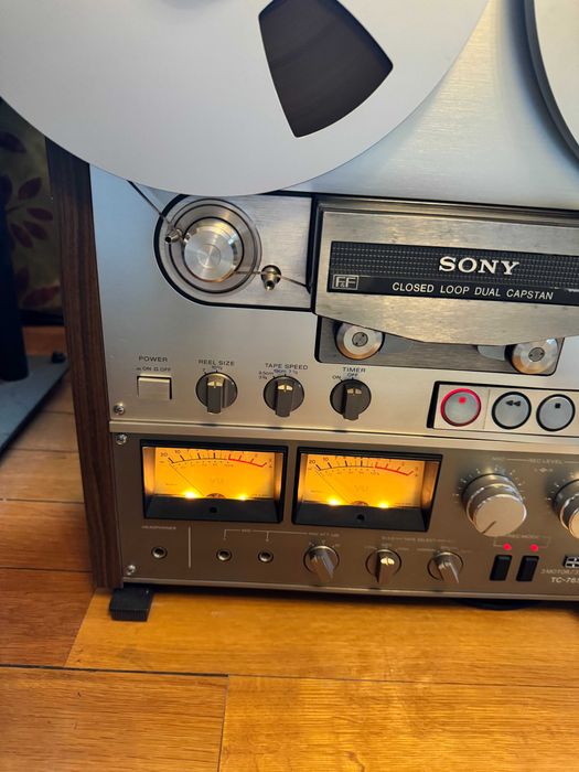Magnetofon Sony TC 765