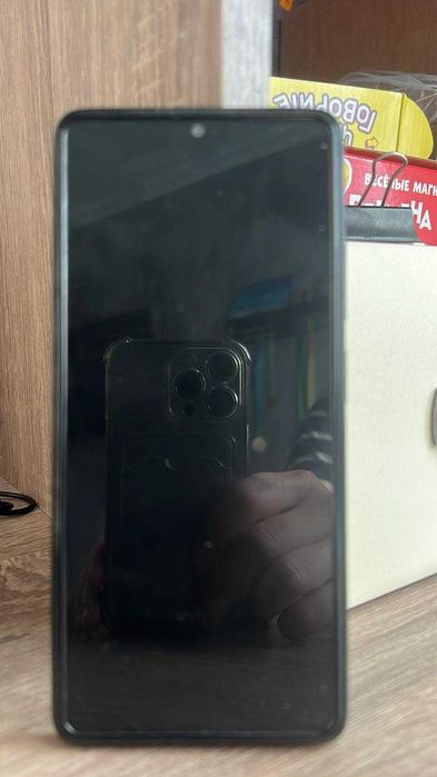 Мощный и стильный смартфон Redmi Note 12 Pro 8/256GB Graphite Gray