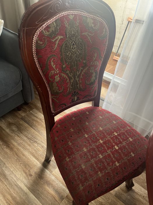 Продам стол со стульями