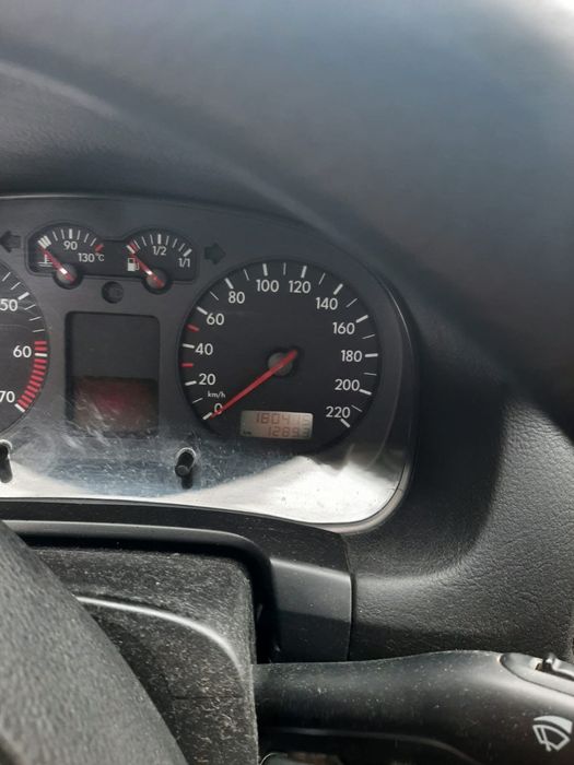 VOLKSWAGEN Golf 2002 — imagine 8
