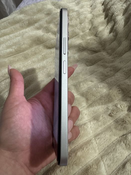 Продается телефон vivo 128