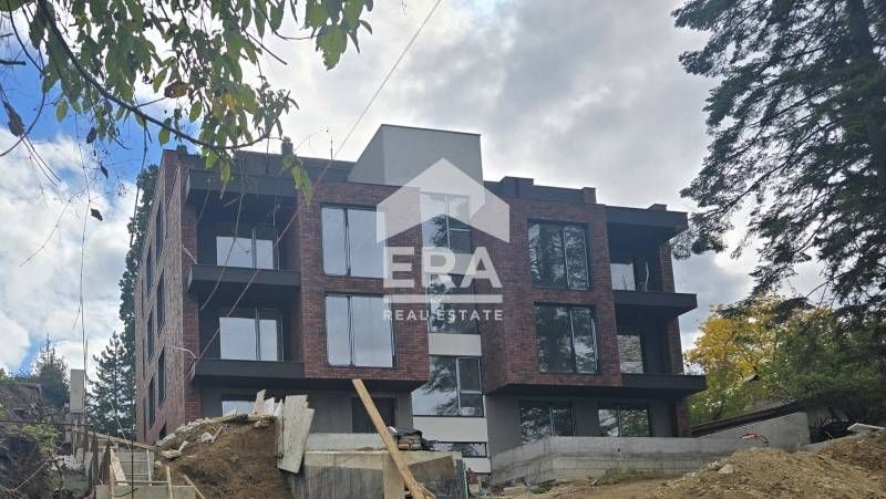 Продава се Тристаен апартамент в София, Малинова долина - 120 кв.м за 1615 €/кв.м - Снимка #1