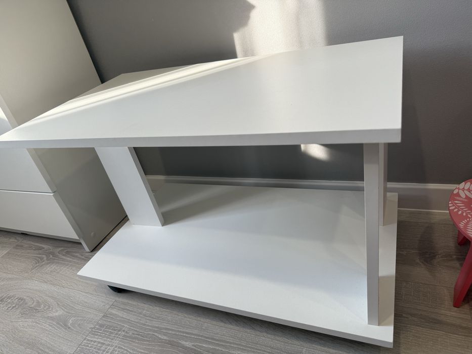 Продается журнальный столик