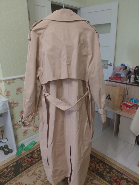 Продам женский плащ