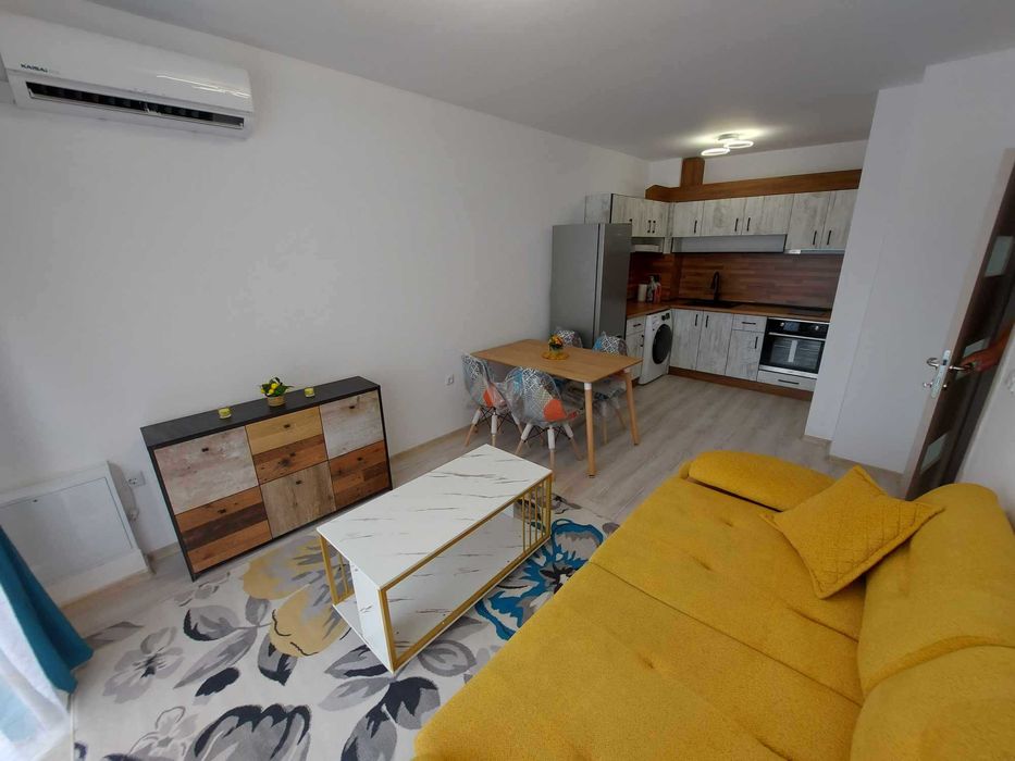 Дава се под наем Двустаен апартамент в Търговище, Вароша - 60 кв.м за 306 € - Снимка #3