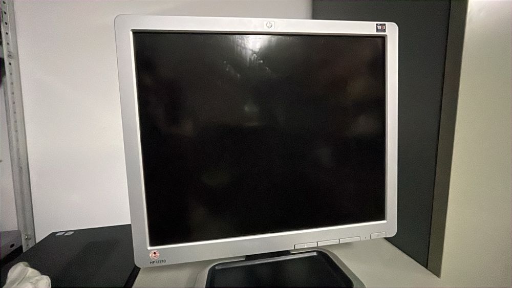 Мониторы HP, Samsung