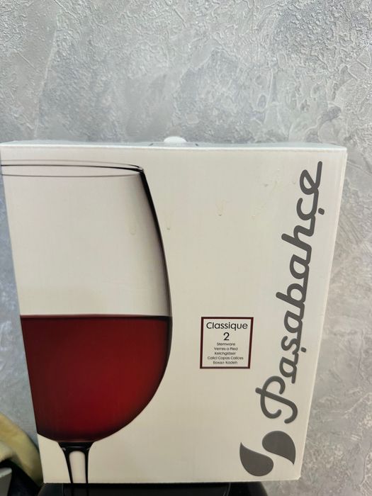 Бокалы красивые  на ножке