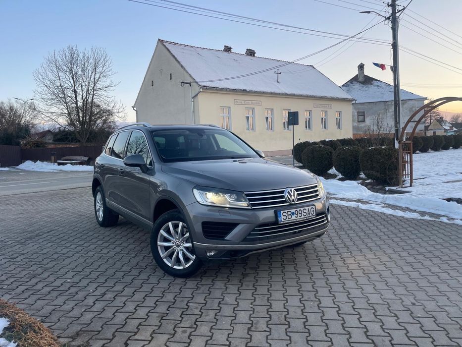 VW Touareg 262 cp
