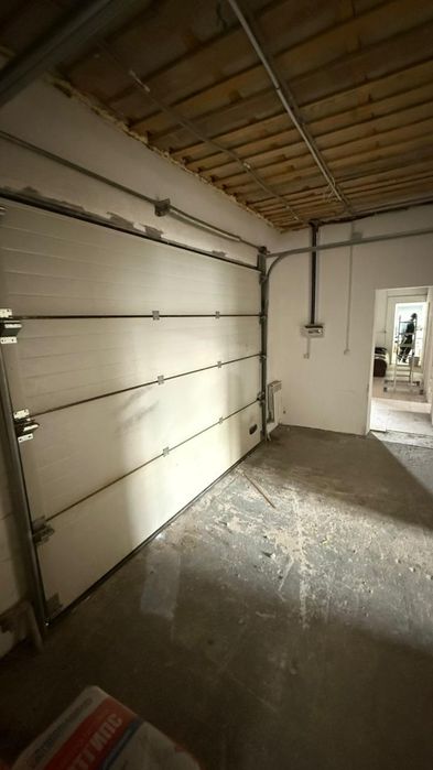 Гаражные секционные ворота