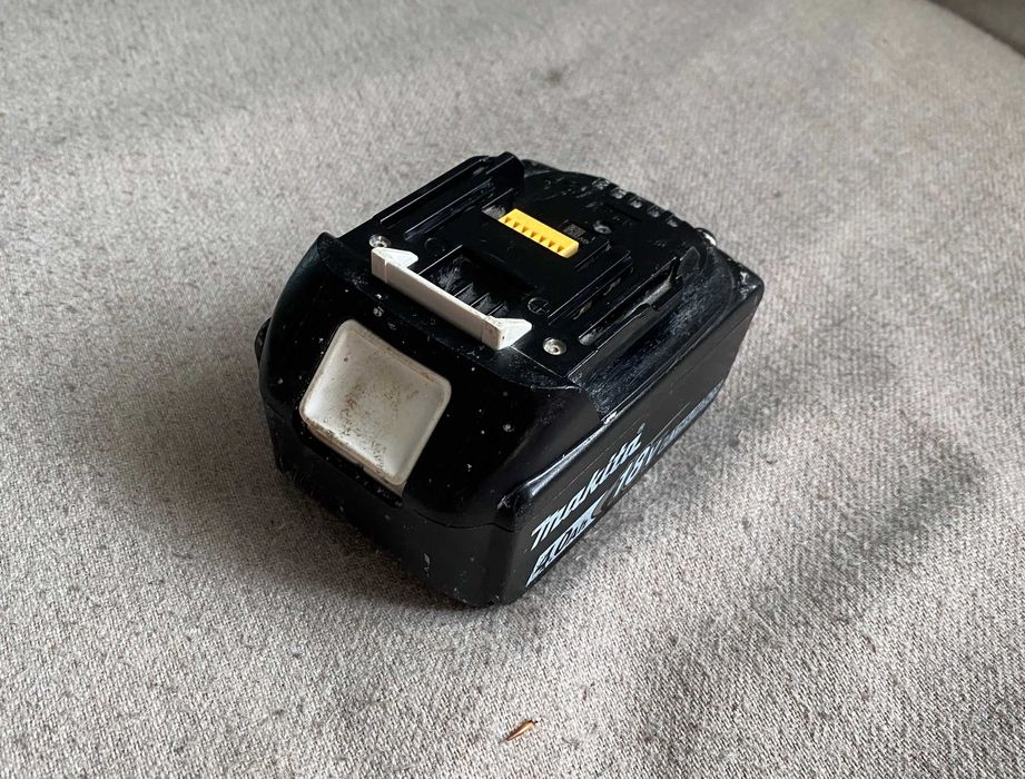 Acumulator baterie Li-Ion Makita BL1840B 18V 4.0 Ah indic nivel f bun