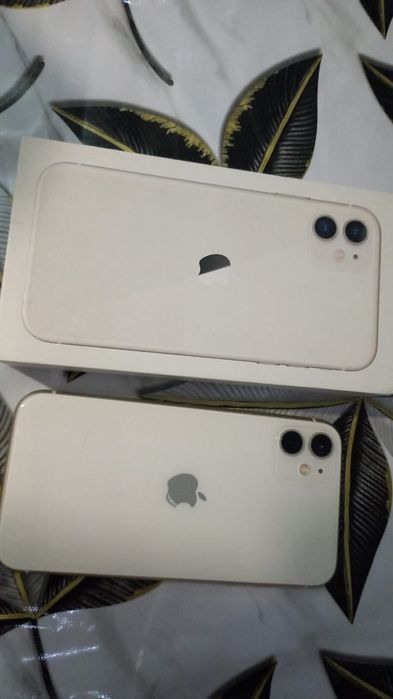 Продам айфон 11 идеальном состоянии