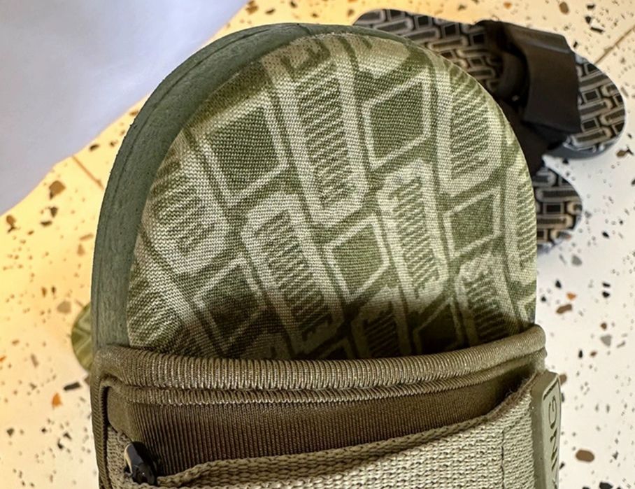 Мужской тапочка New2025 Made in Korea