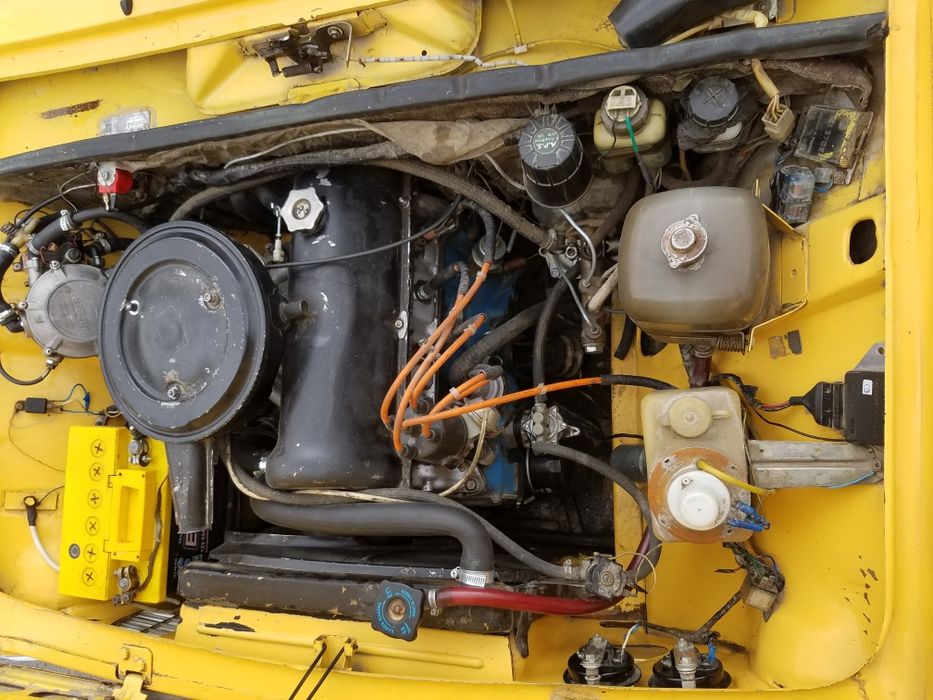 vaz 21011 srochno sotiladi