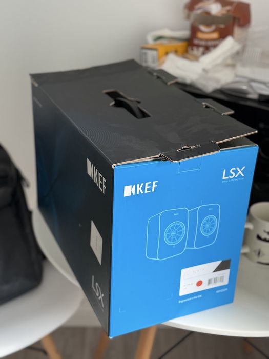 KEF LSX boxe active