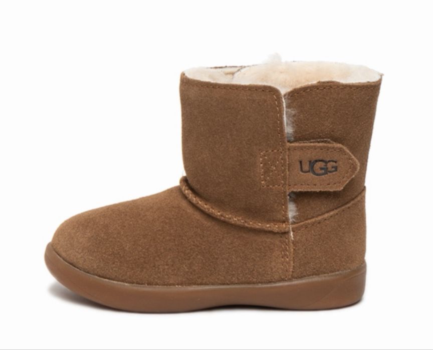 Детски велурени ботуши с вълнена вата UGG