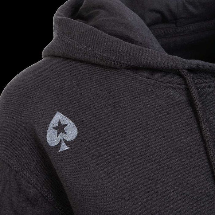 Покер тениски и худита