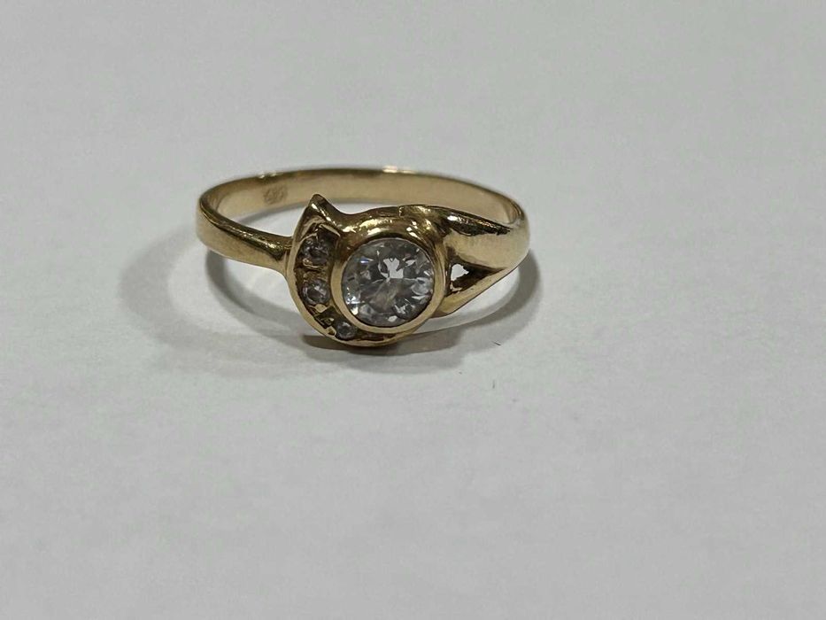 Златен пръстен 14 к 585 / 2,44 гр.