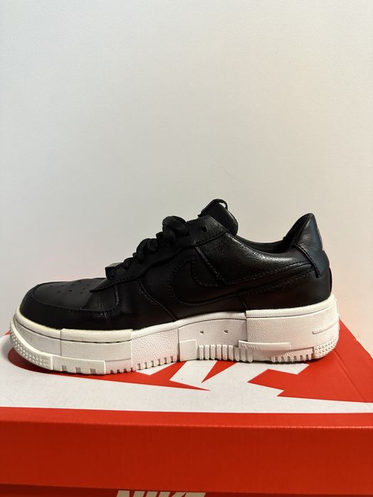 Air Force 1 Pixel black 36,5