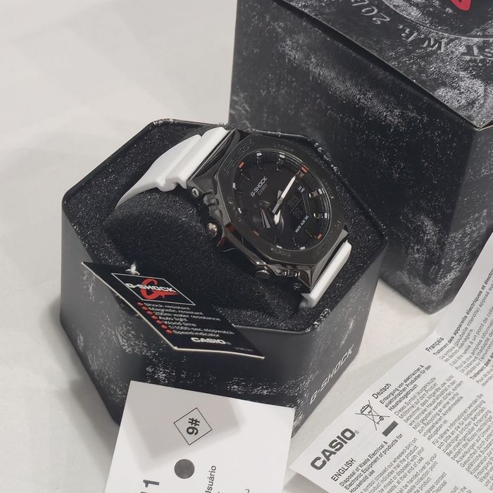 Ceas Casio G-Shock GM-2100 Alb