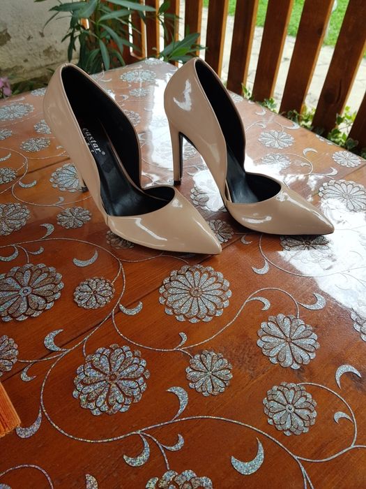 Pantofi eleganți stileto NOI