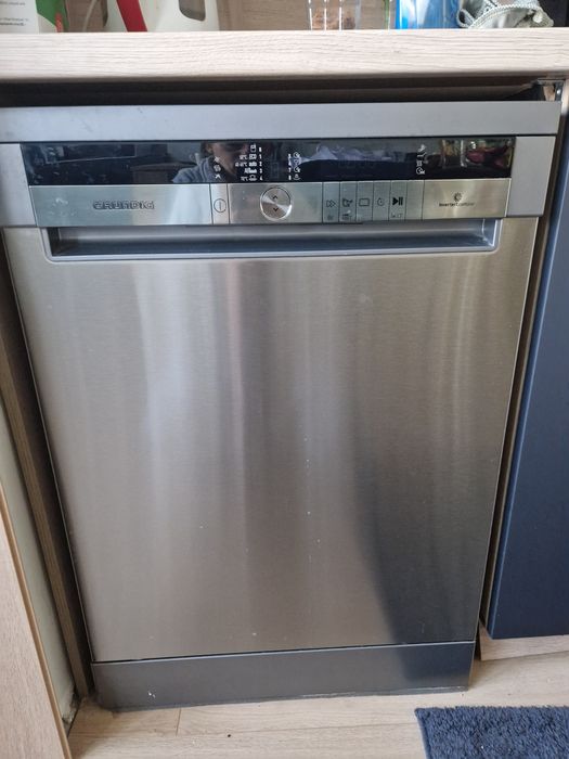 Съдомиална  GRUNDIG GNF 41824x