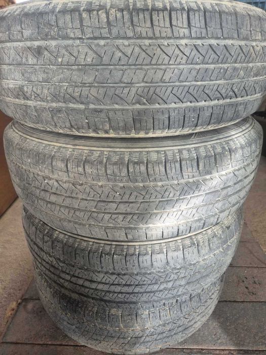 Гуми 215/70/16 за Сув