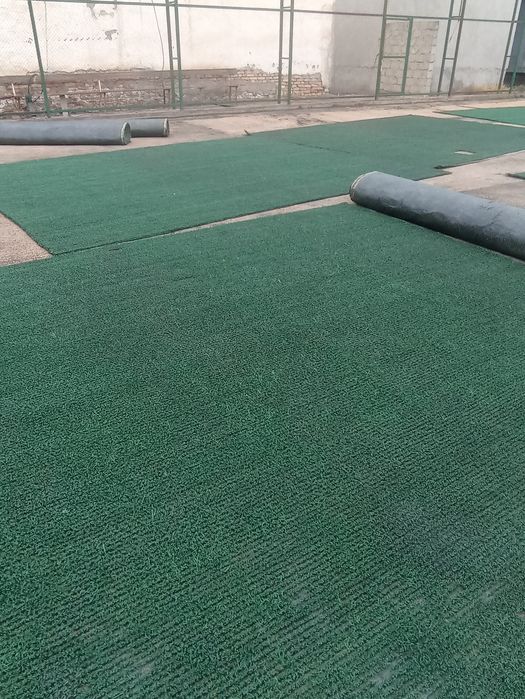 Suniy gazon sotiladi holati yaxshi