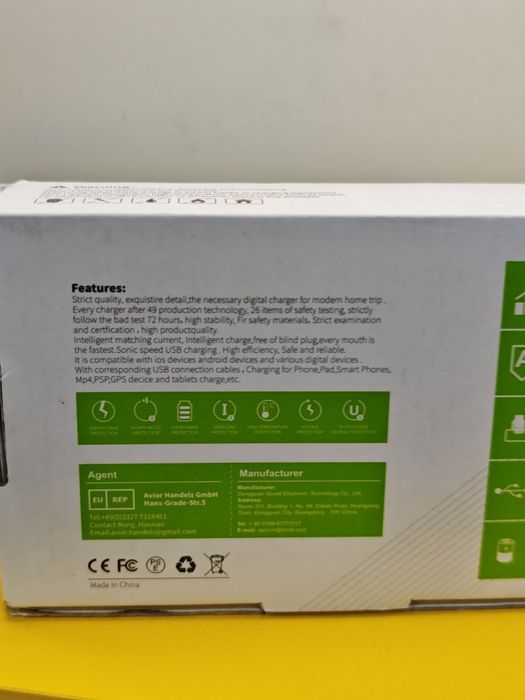 Baterie externă cu panou solar