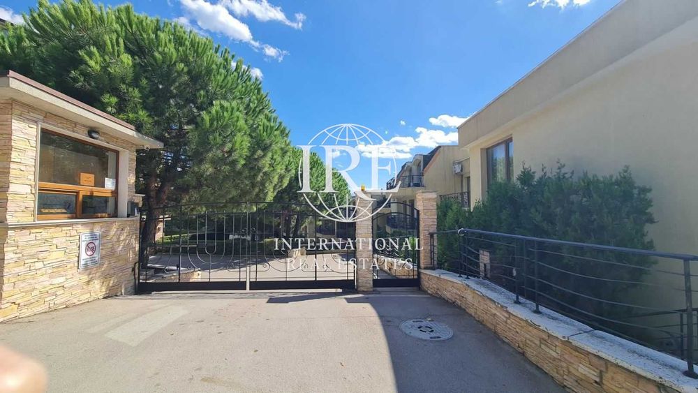 Продава се Тристаен апартамент в Варна, м-т Евксиноград - 83 кв.м за 3555 €/кв.м - Снимка #12