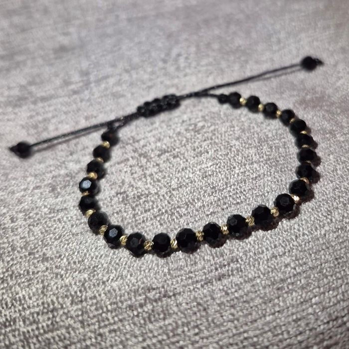 Bratari cu biluțe de aur