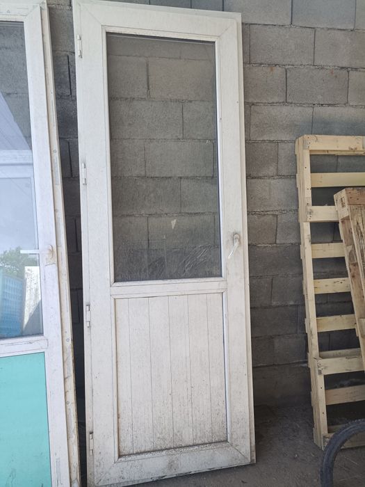 Дверьи бу отличном состояния все есть