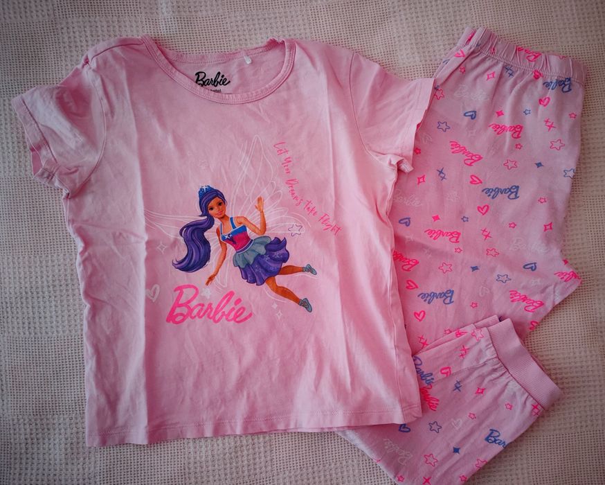 Детски пижами 128 см. Обща цена 40 лв.