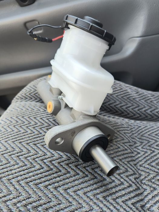 Спирачна помпа Honda CR-V 1 / HR-V 1 - 15/16