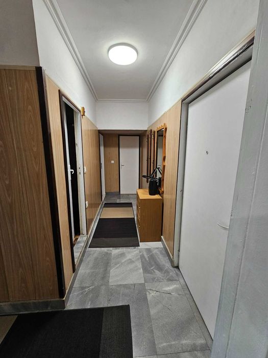 Тристаен до завод Дружба  - Варна - 550 евро